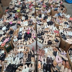 Womens Sandals Wholesale Pallet — 180 Pairs, Grade A, Mixed Styles