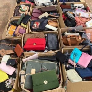 Premium Handbags Wholesale Pallet — 85 Units, Grade A-B, Mixed Styles