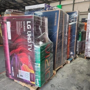 TV Pallets
